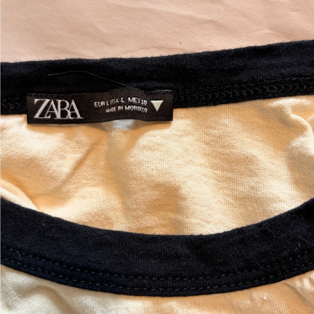Zara Beige T-Shirt with Black Accents - Picture 3 of 3